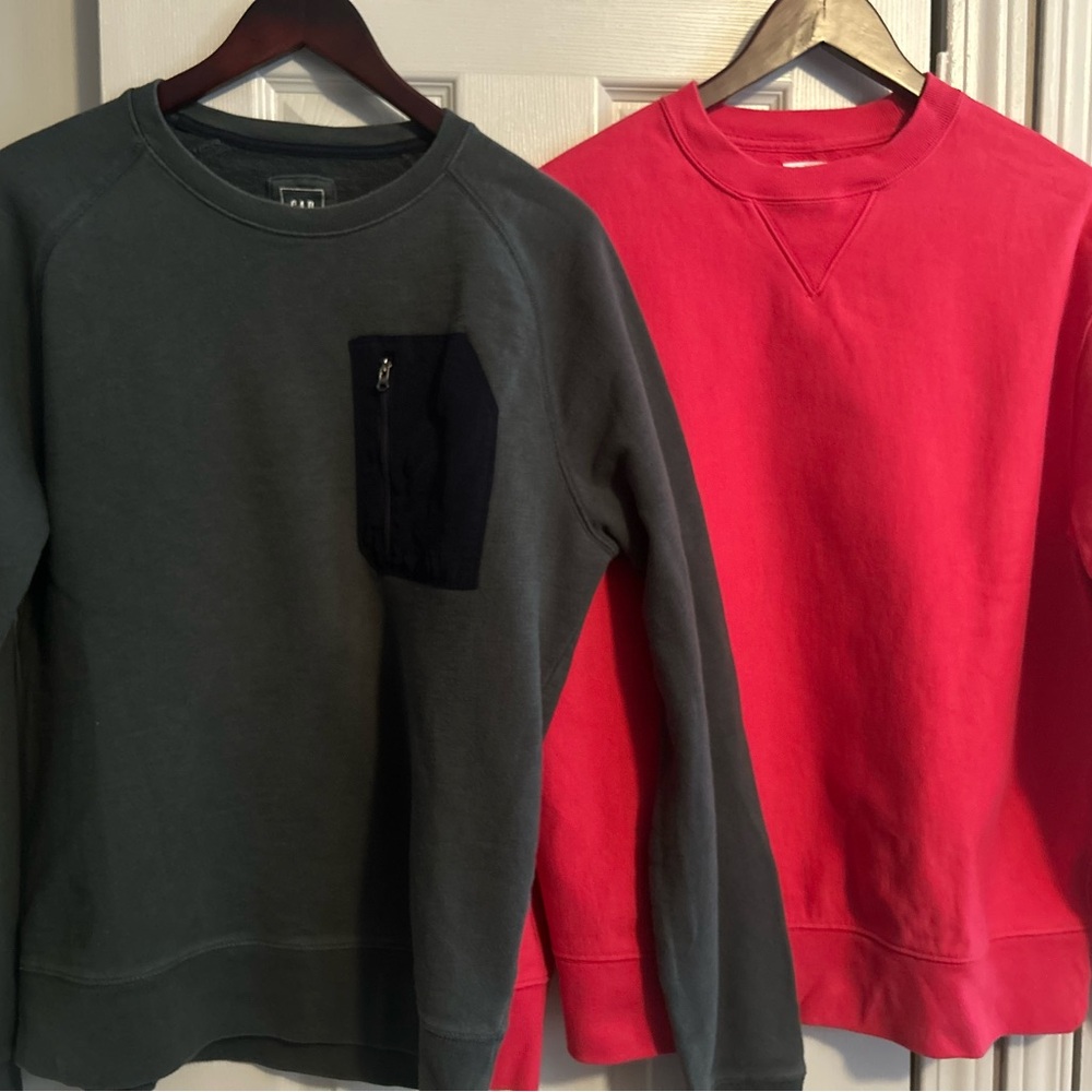 GAP Sweatshirts